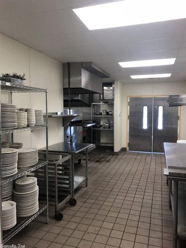 209 B St, Bryant, AR 72022